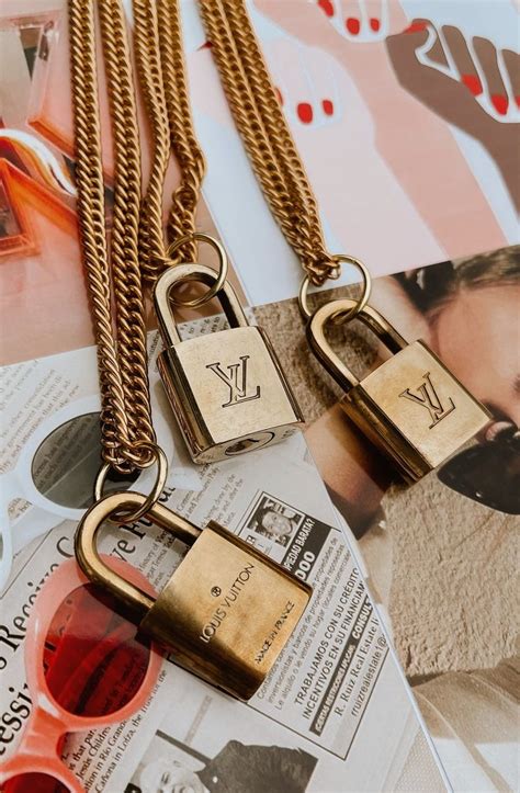 louis vuitton lock and chain necklace|louis vuitton monogram necklace.